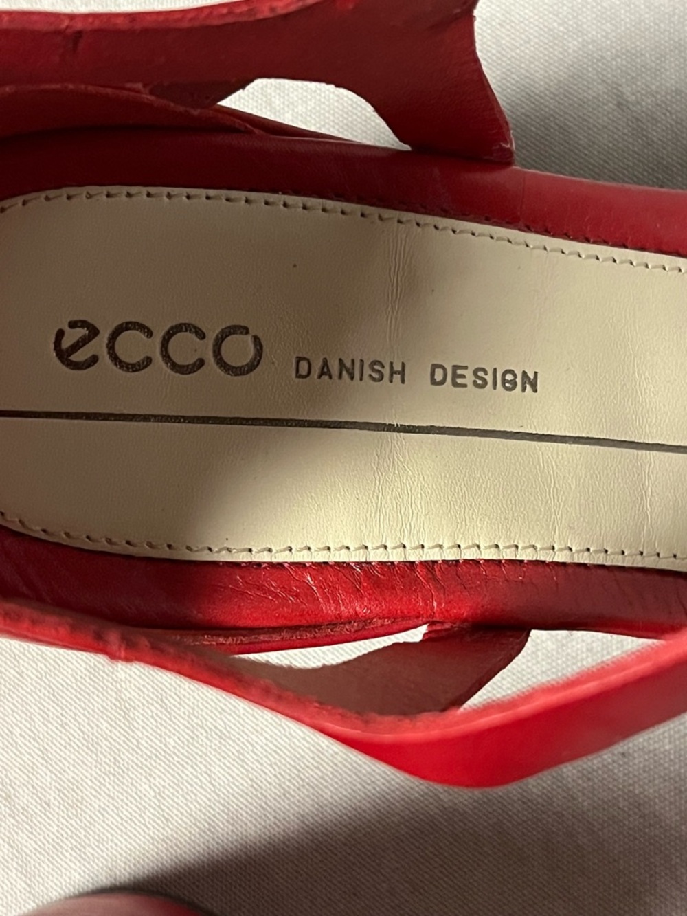 Ecco Women’s Red Leather Crossover Ankle-Strap Sandals - Picture 3 of 11